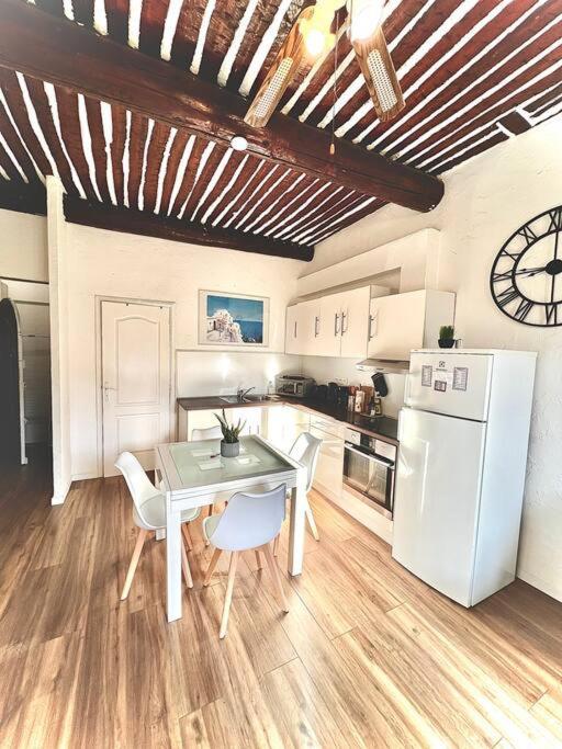 Ferienwohnung Old Antibes, One Bed App, In Front Of The Port! Exterior foto