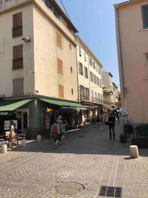 Ferienwohnung Old Antibes, One Bed App, In Front Of The Port! Exterior foto