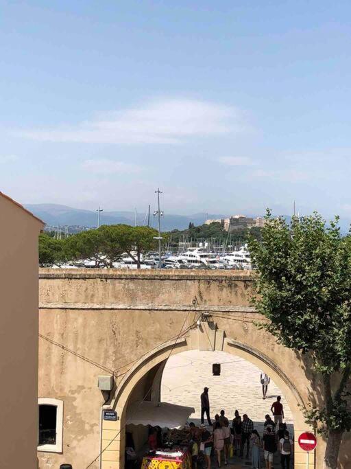 Ferienwohnung Old Antibes, One Bed App, In Front Of The Port! Exterior foto