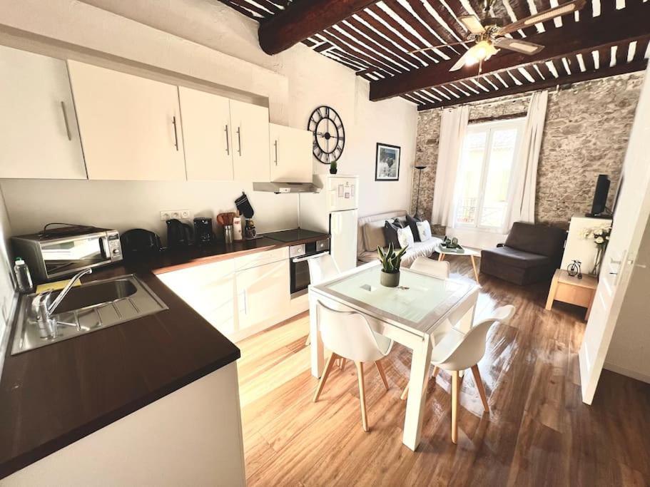 Ferienwohnung Old Antibes, One Bed App, In Front Of The Port! Exterior foto